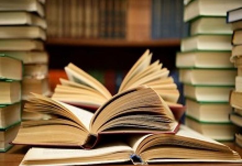 
<span>القراءة للأقدَم فنٌّ وتَذَوُّق</span>
