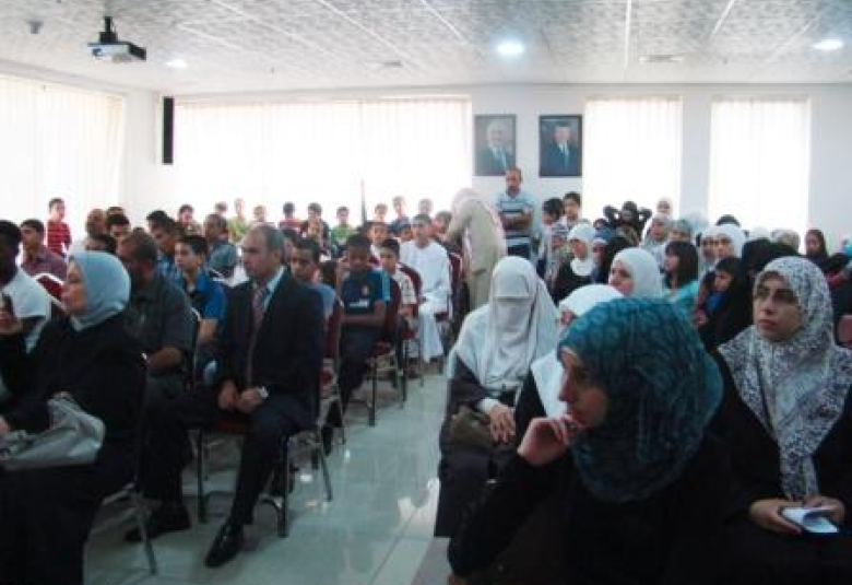 
<span>العالمي للوسطية يكرم الفائزين بمسابقة حفظ القرآن الكريم خلال حفله السنوي الثاني</span>
