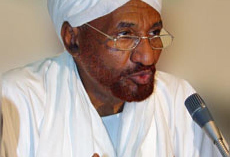 
<span>توضيح من الإمام الصادق المهدي حول اتصالاته بالمنطقة العربية والإسلامية</span>
