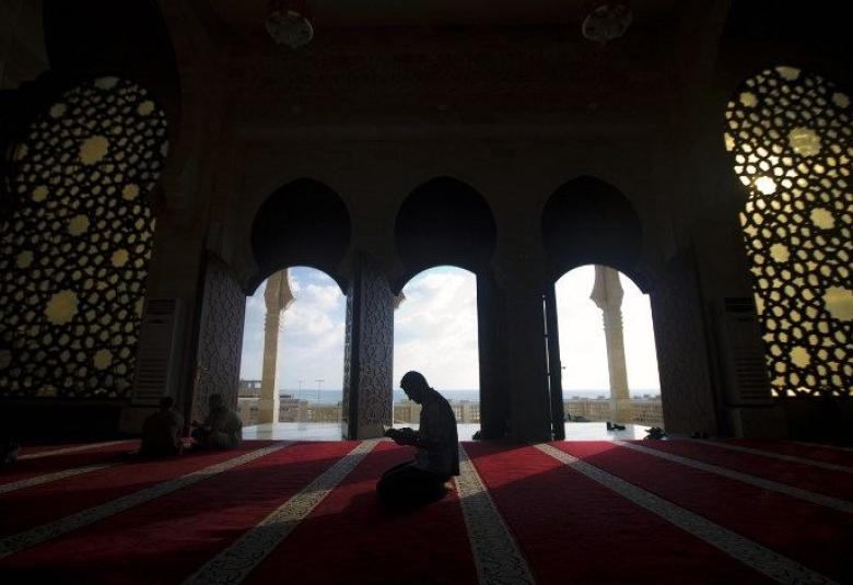 
<span>الوسطية والاعتدال.. طريق لفهم معاني الإسلام </span>
