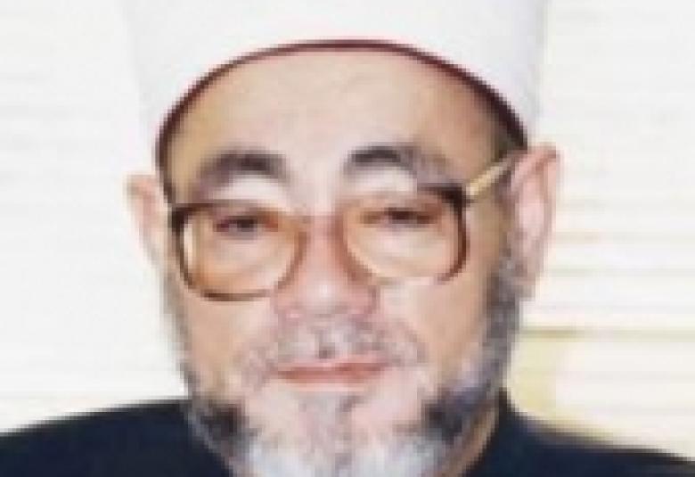 
<span>كُن في الناس جميعاً وسطاً </span>
