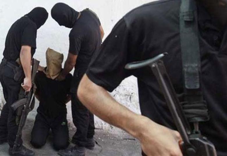 
<span>"داعش" تعدم 40 من عناصرها بتهمة "التولي يوم الزحف"</span>

