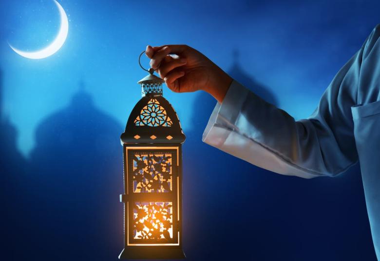 
<span>رمَضانُ: مَلامِحُ التَّسْمِيَةِ وغاياتُ المُسَمَّى</span>
