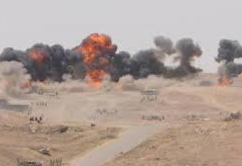 
<span>تدمير مواقع لـ"داعش" والعثور على أحزمة ناسفة بأطراف بغداد</span>
