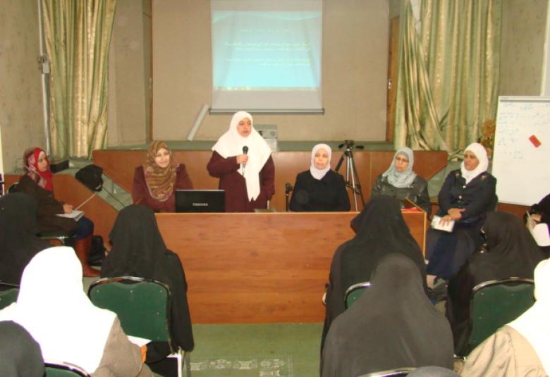
<span>لجنة المرأة في منتدى الوسطية تزور مديرية الشؤون النسائية- وزارة الأوقاف</span>
