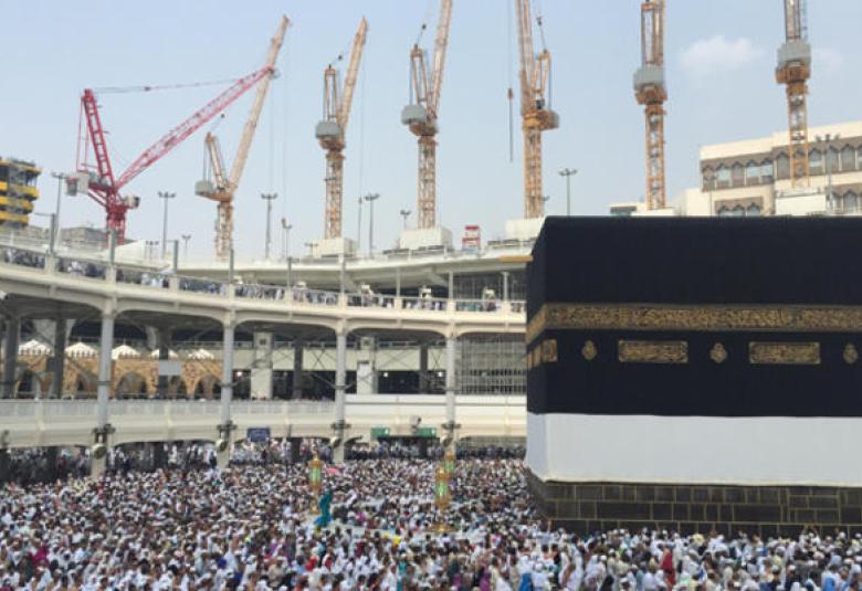 
<span>"فاذكروا الله كذكر آبائكم أو أشد ذكرا"</span>
