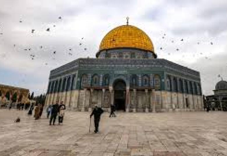 
<span>المسجد الأقصى.. عقيدتنا وتاريخنا وحضارتنا</span>
