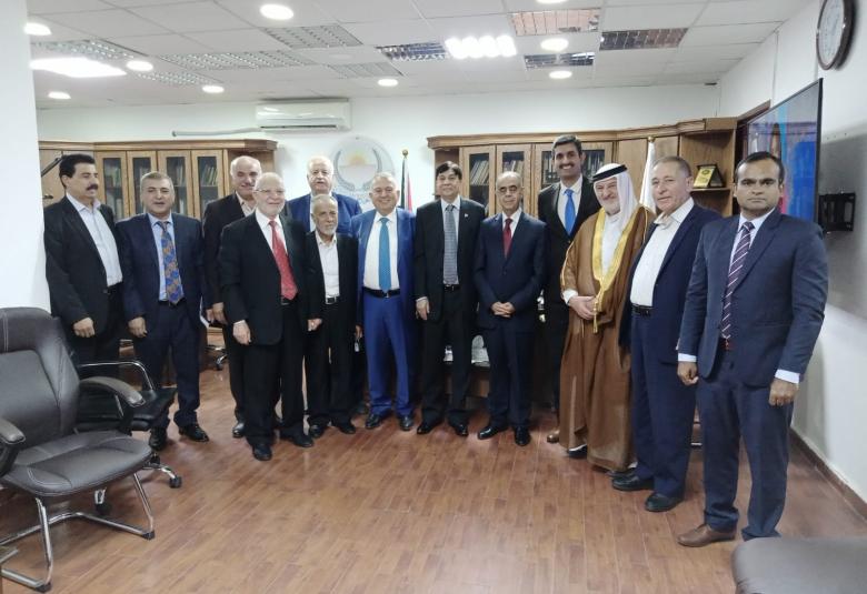 
<span>السفير الباكستاني يحاضر حول أفغانستان .. في مقر المنتدى العالمي للوسطيه </span>
