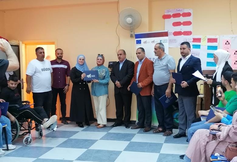 
<span>حفل تكريم في وسطية جرش </span>
