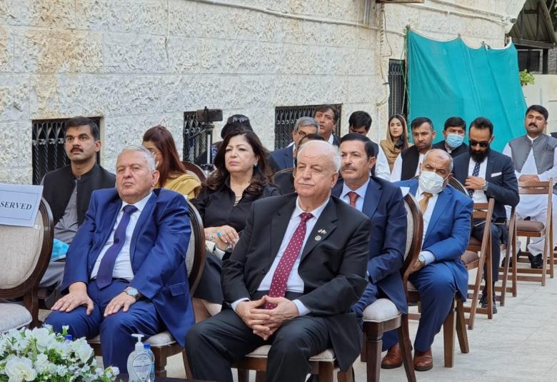 
<span>الأمين العام – يشارك في يوم التضامن مع الشعب الكشميري</span>
